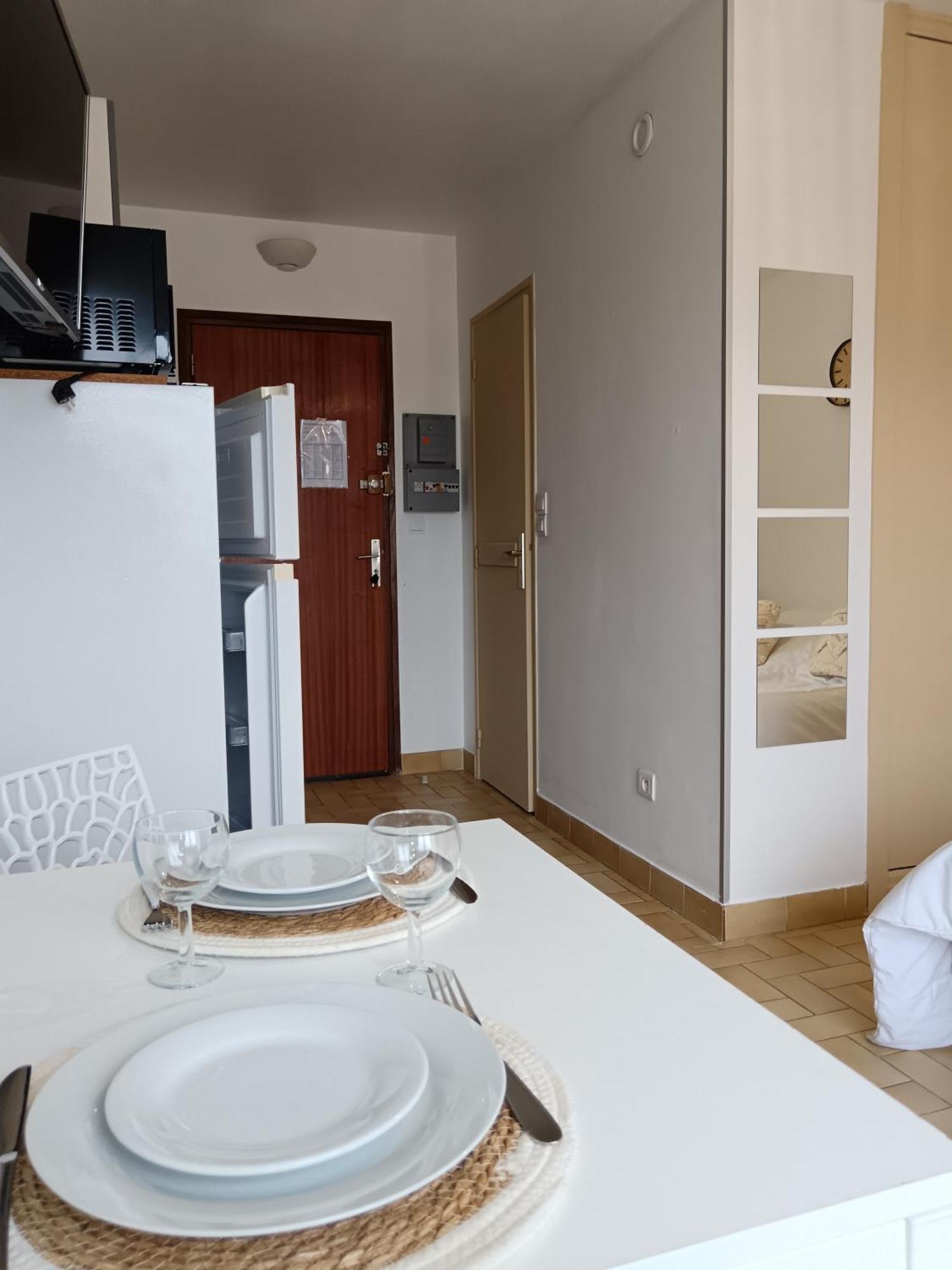 Studio Tout Confort Avec Ascenseur Balaruc-les-Bains Εξωτερικό φωτογραφία